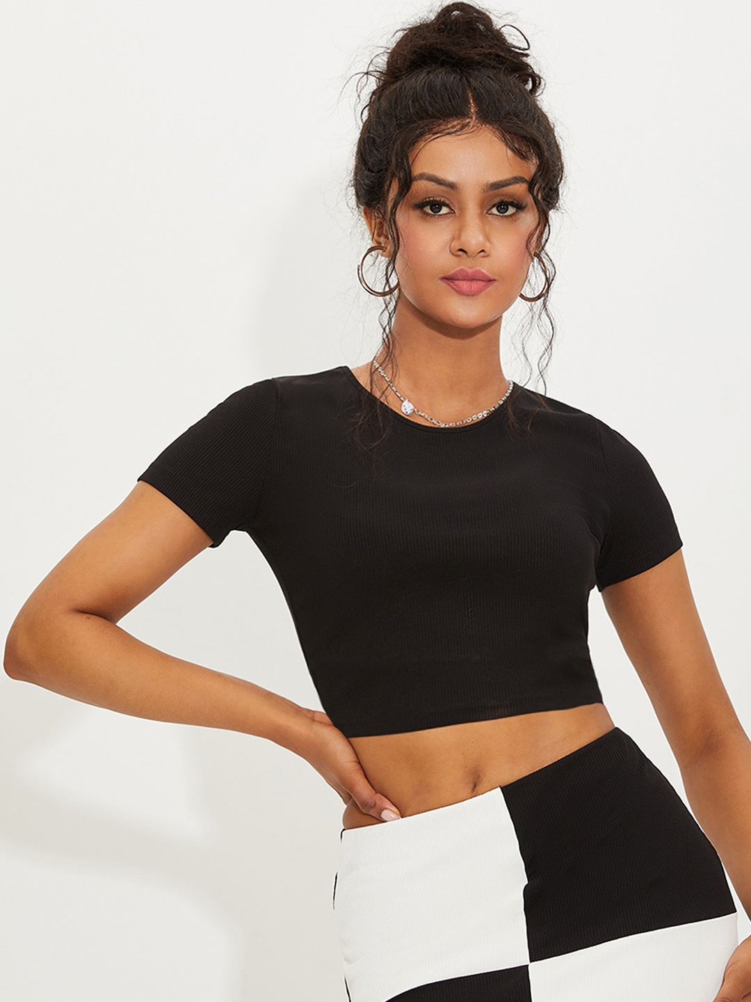 

URBANIC Women Black & White Colourblocked Patchwork Skirt Two-Piece Outfits