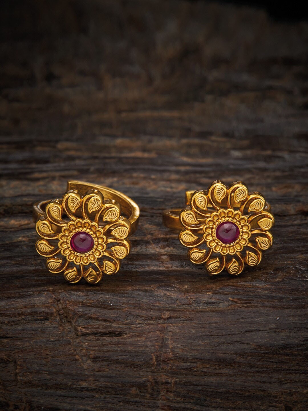 

Kushal's Fashion Jewellery Set Of 2 Gold-Plated Red Stone-Studded Enamelled Toe Rings