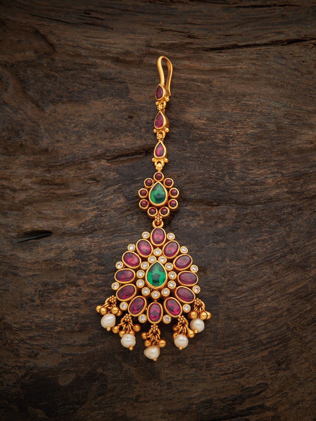 

Kushal's Fashion Jewellery Women Gold-Toned & Red 92.5 Silver Embellished Maang Tikka