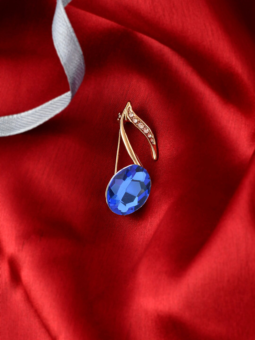 

AQUASTREET Gold-Toned White & Blue Crystal-Studded Brooch