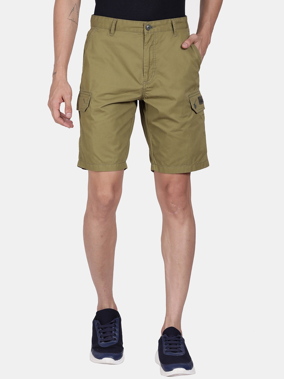 

t-base Men Olive Green Cargo Shorts