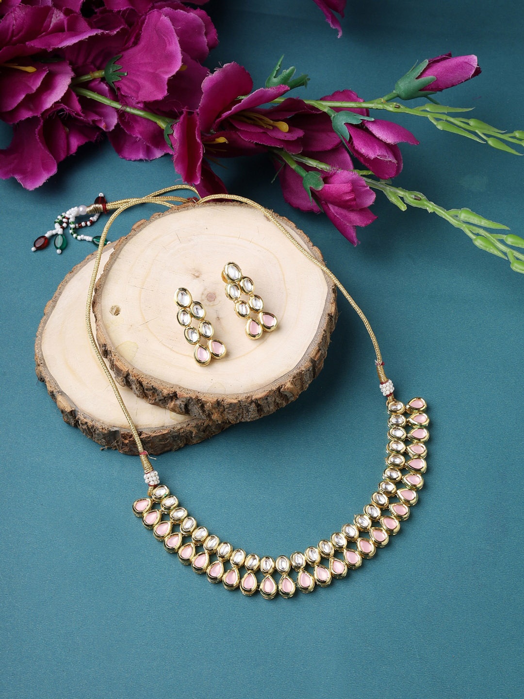 

Runjhun Gold-Plated Pink Kundan Studded Jewellery Set