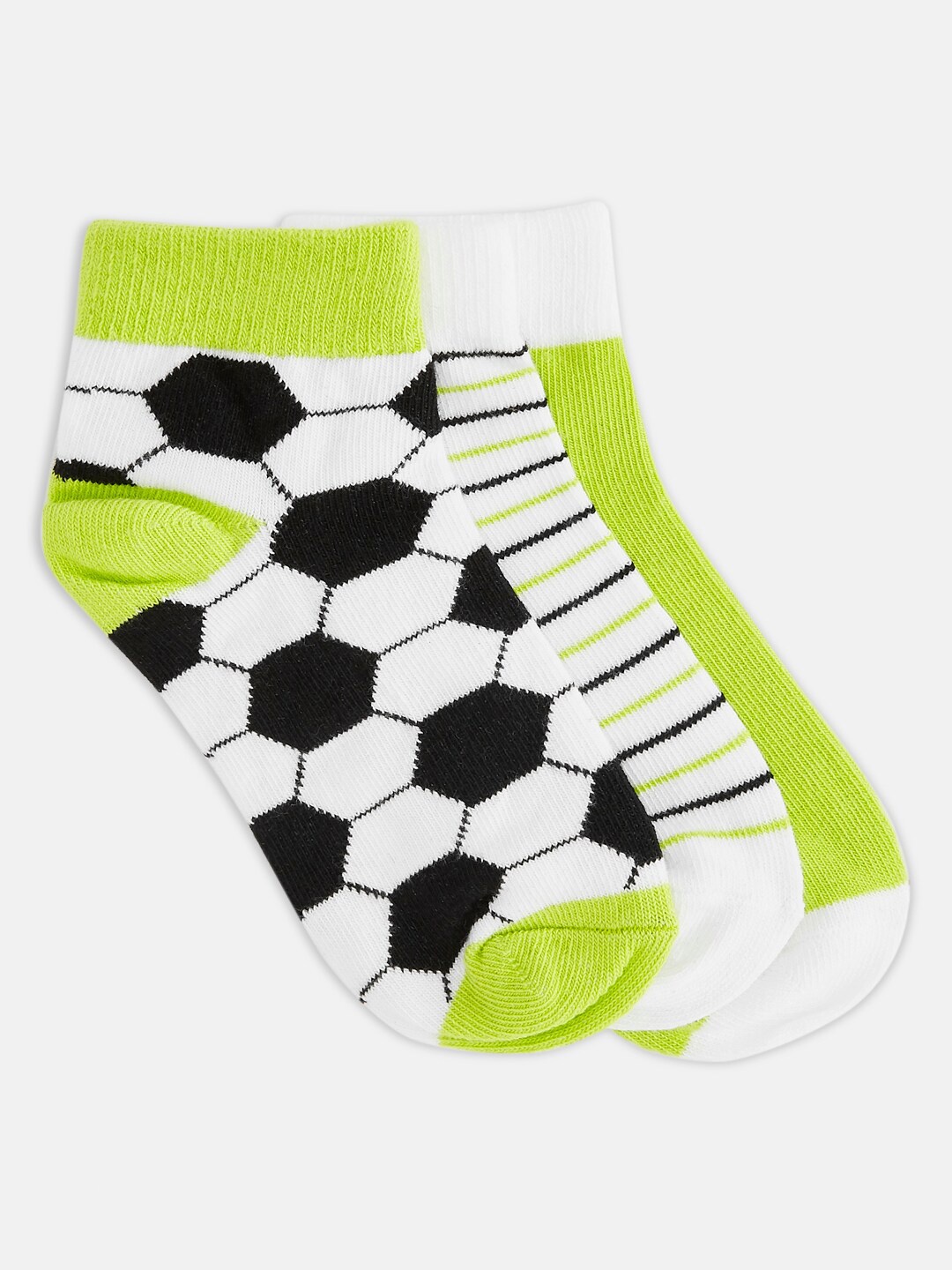 

Pantaloons Junior Boys Pack Of 3 Green White & Black Printed Cotton Socks