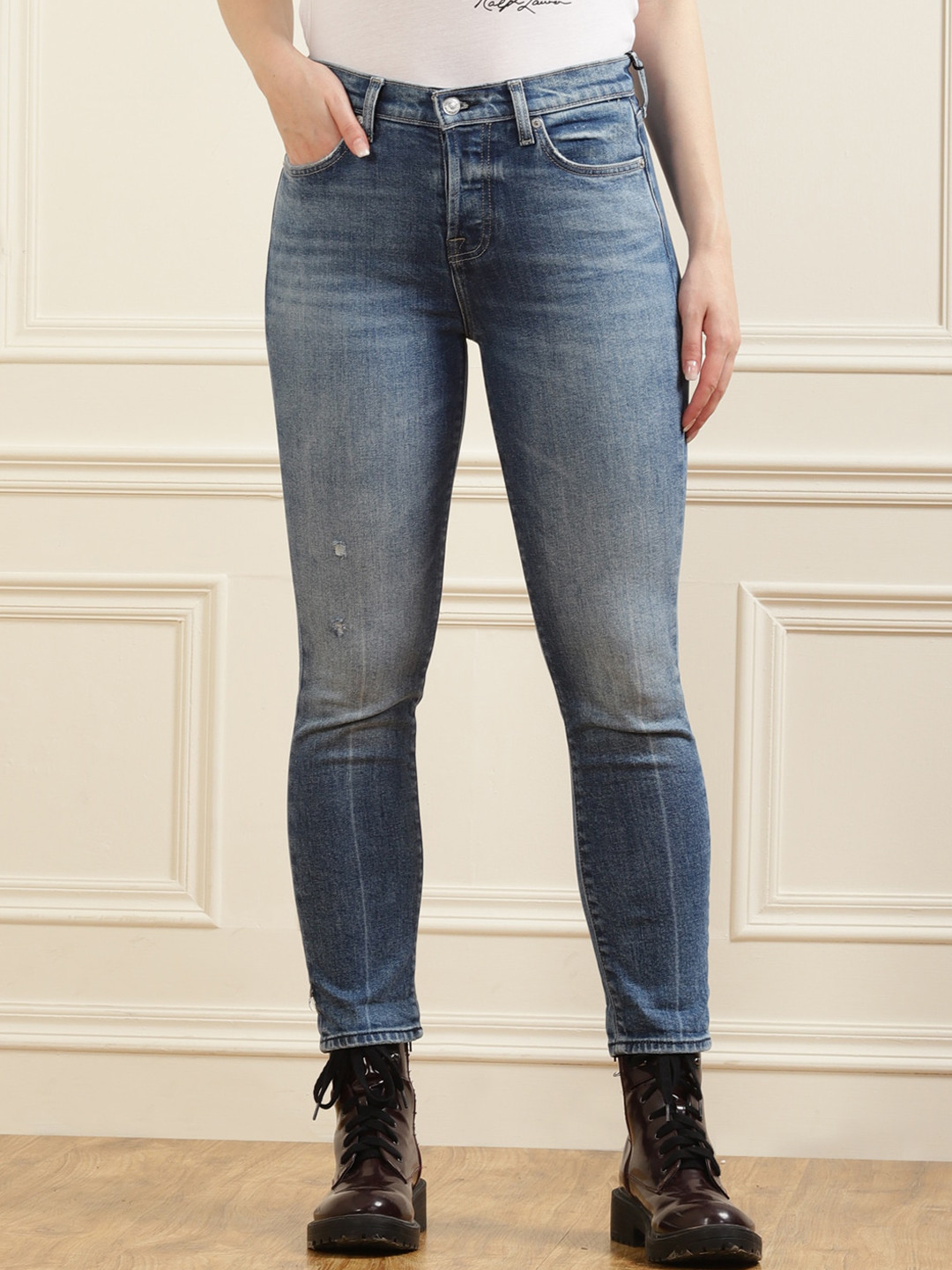 

7 For All Mankind Women Blue Jean Low Distress Heavy Fade Stretchable Jeans