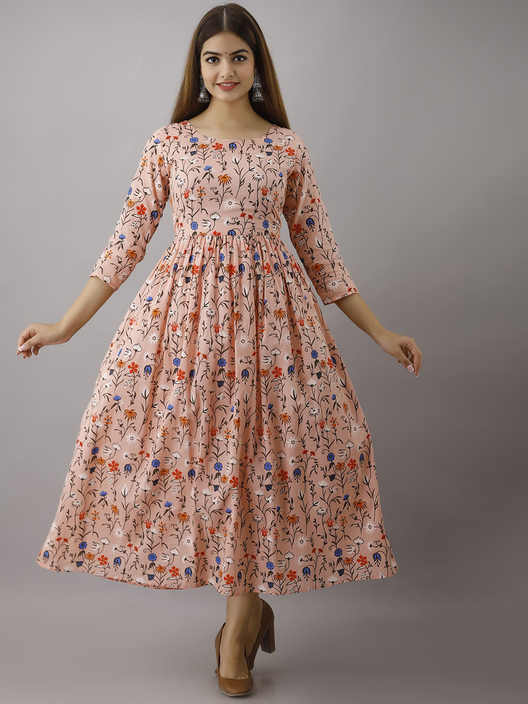 

KIMAYRA Women Peach-Coloured Floral Printed Mirror Work Anarkali Kurta