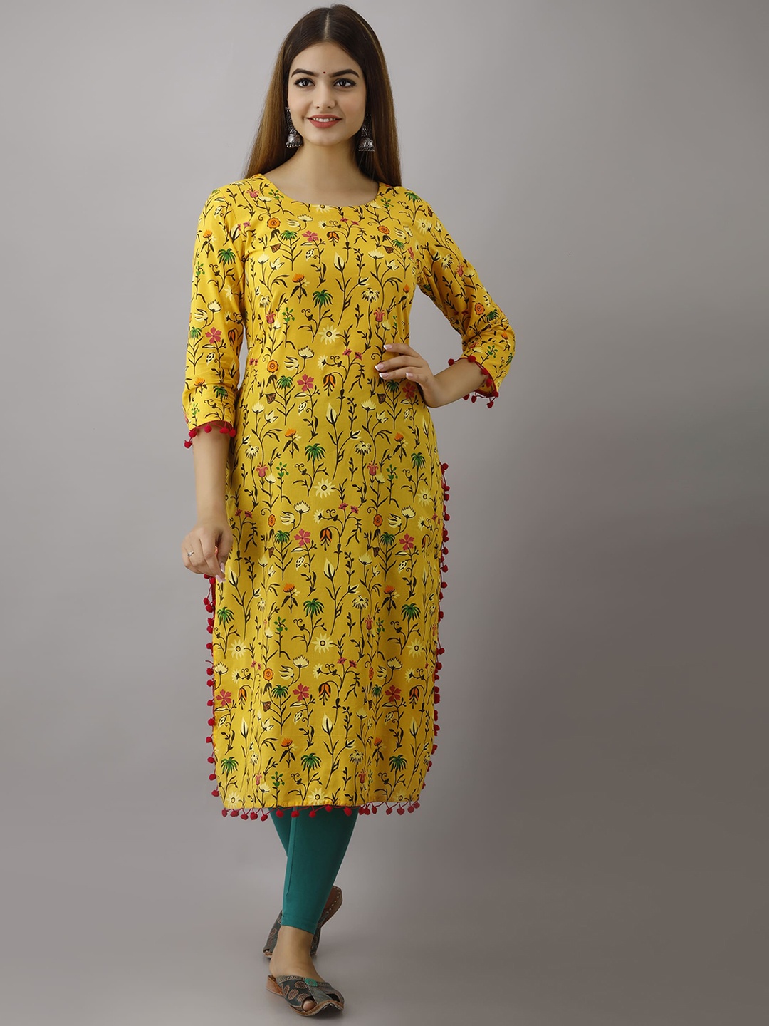 

KIMAYRA Women Yellow Printed Flared Sleeves Thread Work Kurta