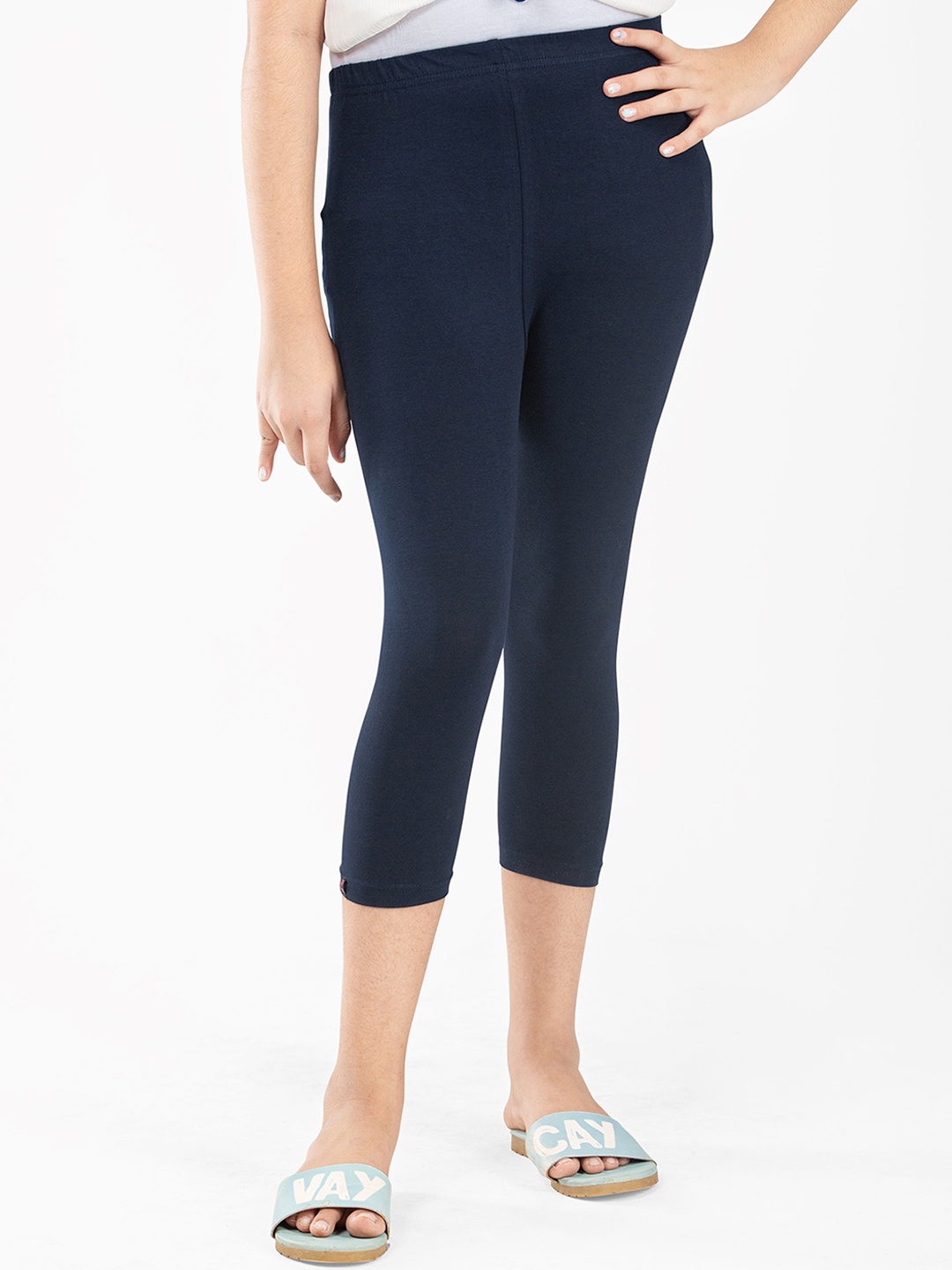

indian flower Girls Navy Blue Solid Three-Fourth Length Leggings