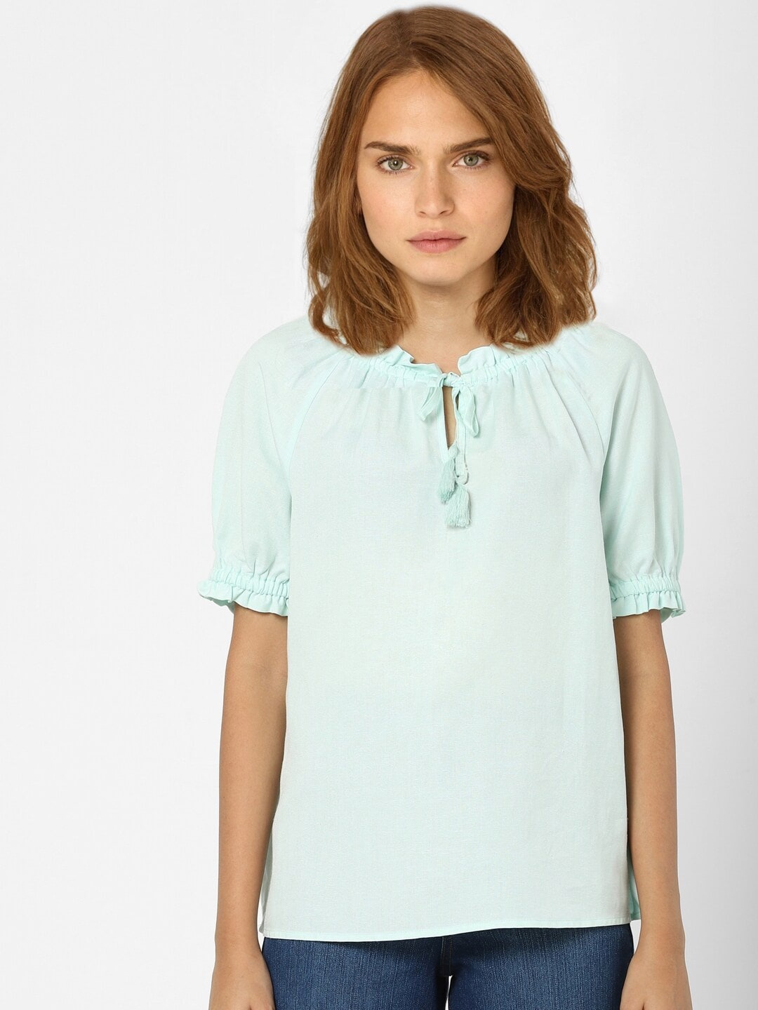 

Vero Moda Green Tie-Up Neck Top