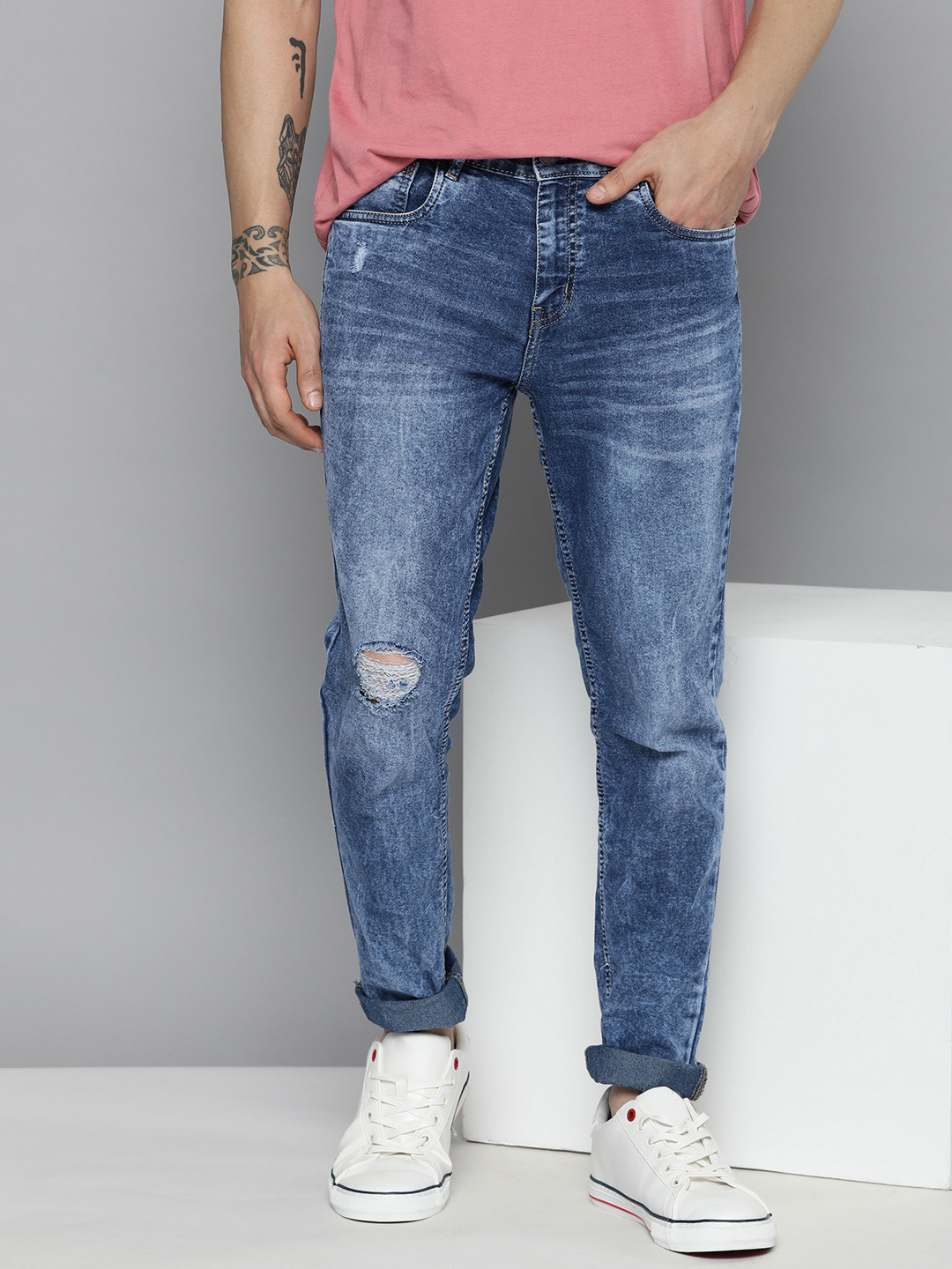 

Mast & Harbour Men Blue Slim Fit Low Distress Heavy Fade Stretchable Jeans