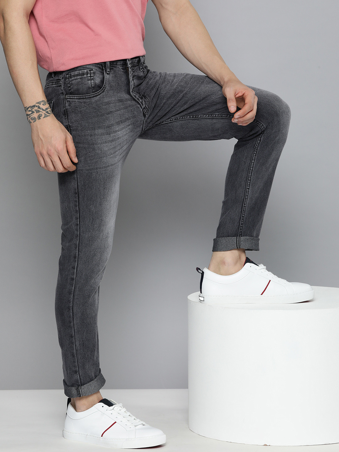

Mast & Harbour Men Black Skinny Fit Heavy Fade Stretchable Jeans