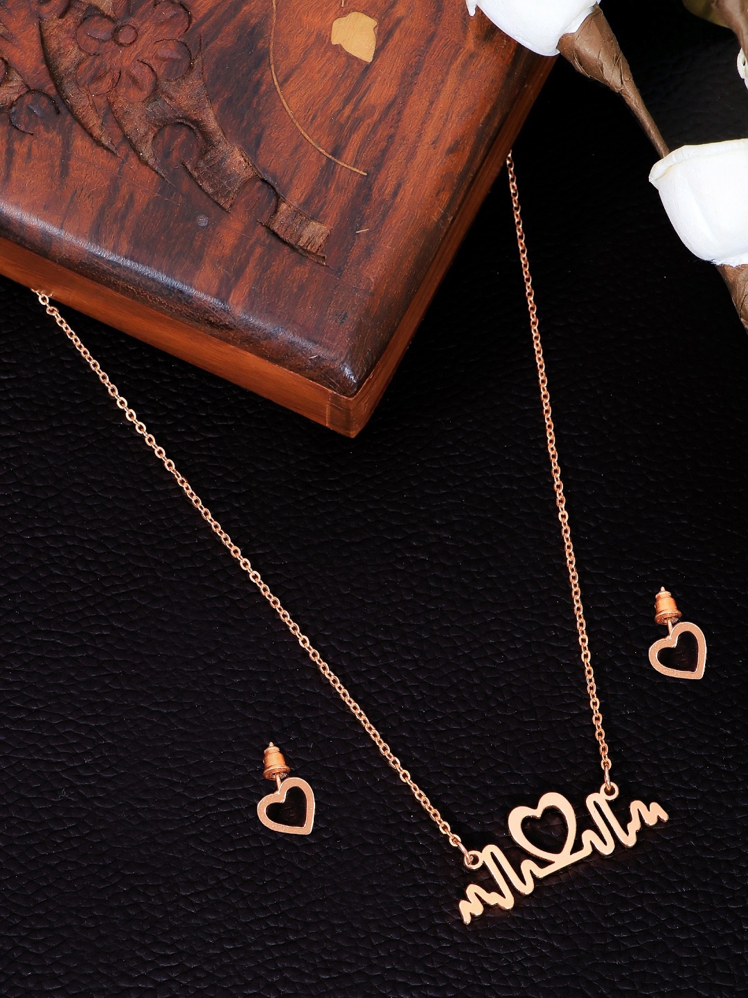 

Crunchy Fashion Gold-Plated Heartbeat Pendant & Studs Jewellery Set