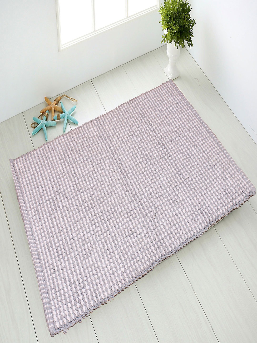 

LUXEHOME INTERNATIONAL White Cotton Doormats
