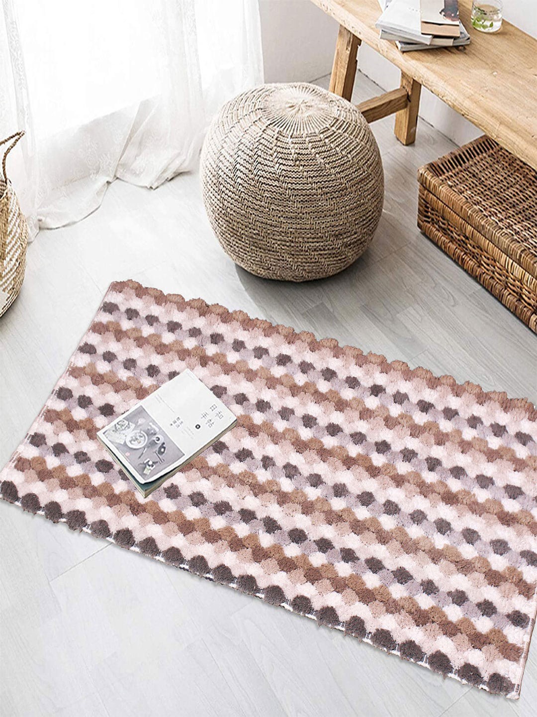 

LUXEHOME INTERNATIONAL Beige Geometric Cotton Doormat