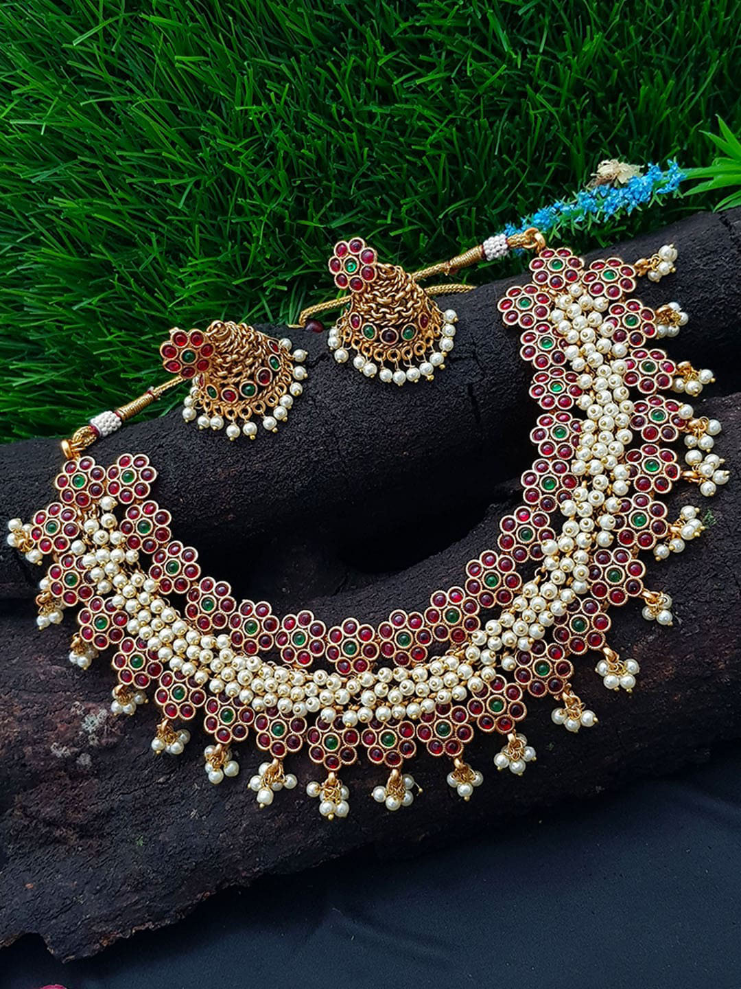 

GRIIHAM Gold-Plated Pink & White AD-Studded & Beaded Jewellery Set
