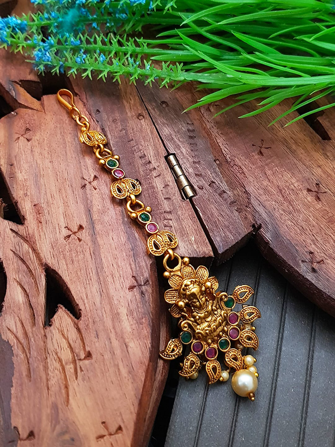 

GRIIHAM Gold-Plated Red & Green Stone-Studded & Beaded Head Jewellery
