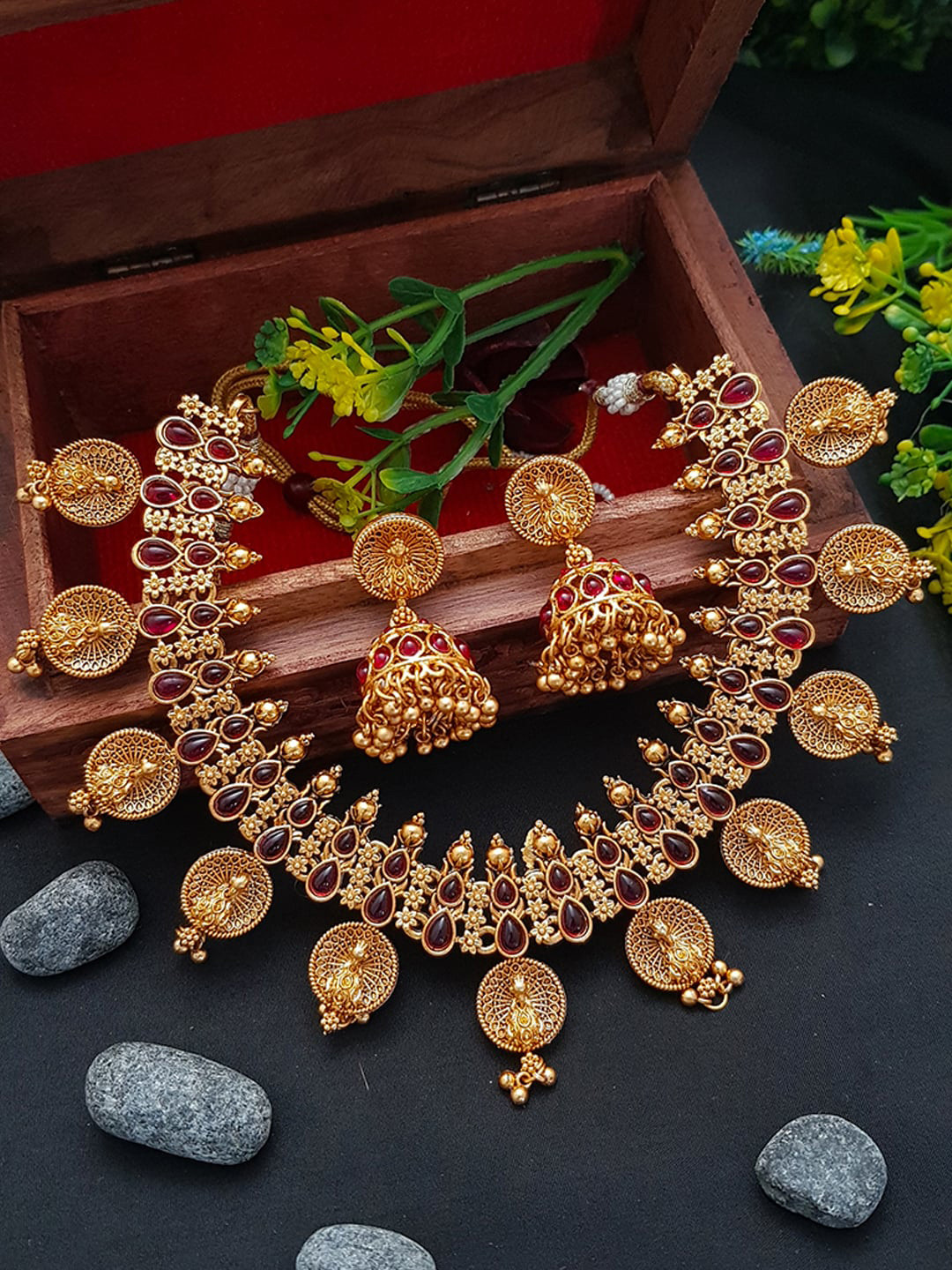 

GRIIHAM Gold Plated Red AD Studded Necklace Set