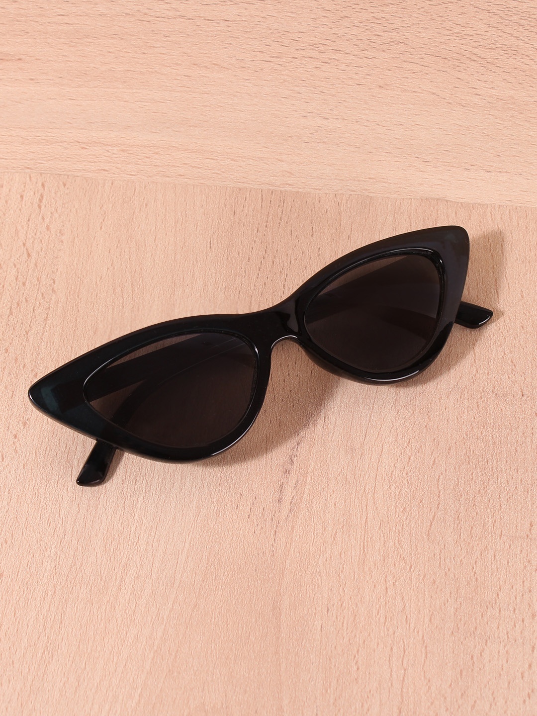 

FUZOKU Women Black Lens & Black Cateye Sunglasses with UV Protected Lens