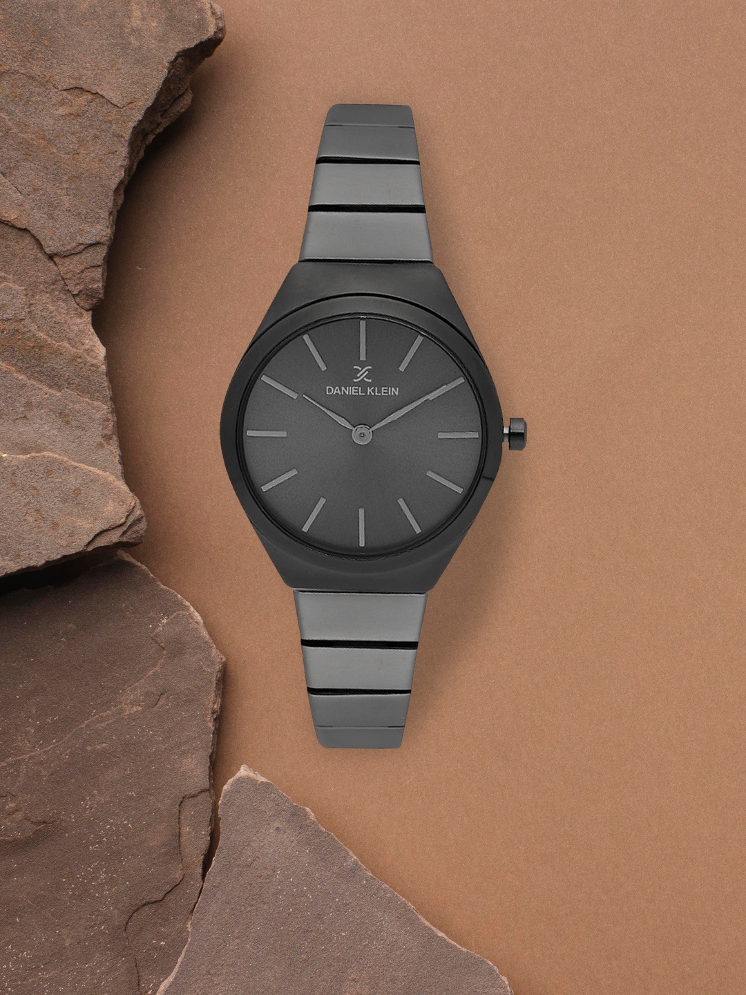 

Daniel Klein Premium Women Gunmetal-Toned Analogue Watch 11455-6, Metallic