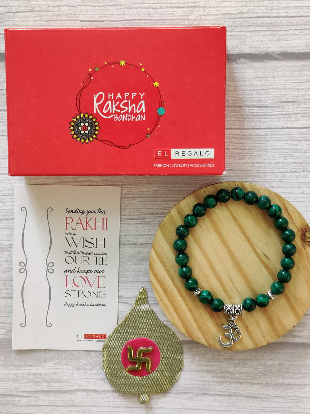 

EL REGALO Green & Silver-Toned Om Rakhi & Greeting Card Set