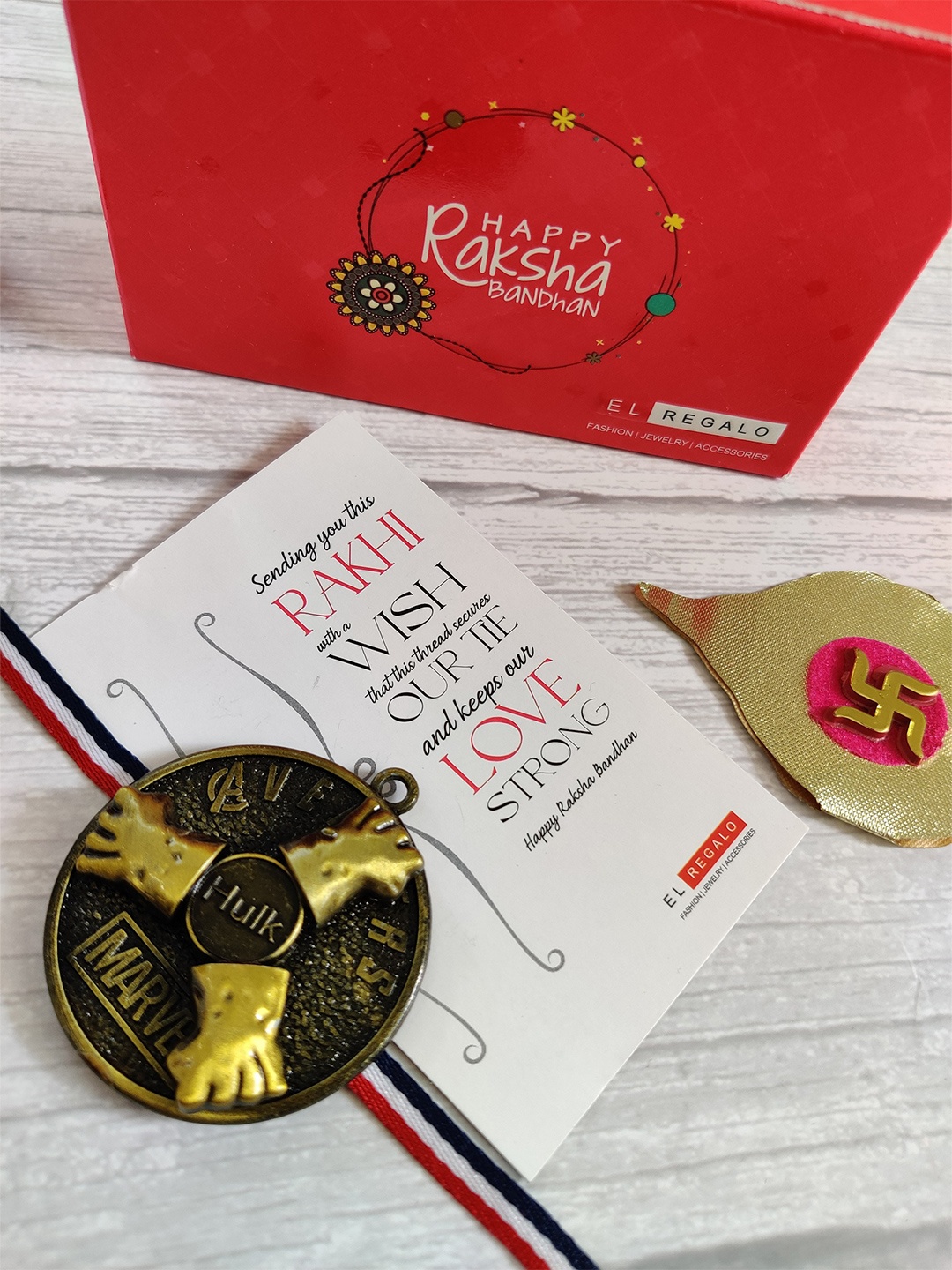 

EL REGALO Gold Toned Hulk & Avenger Studded Thread Rakhi & Greeting Card Set
