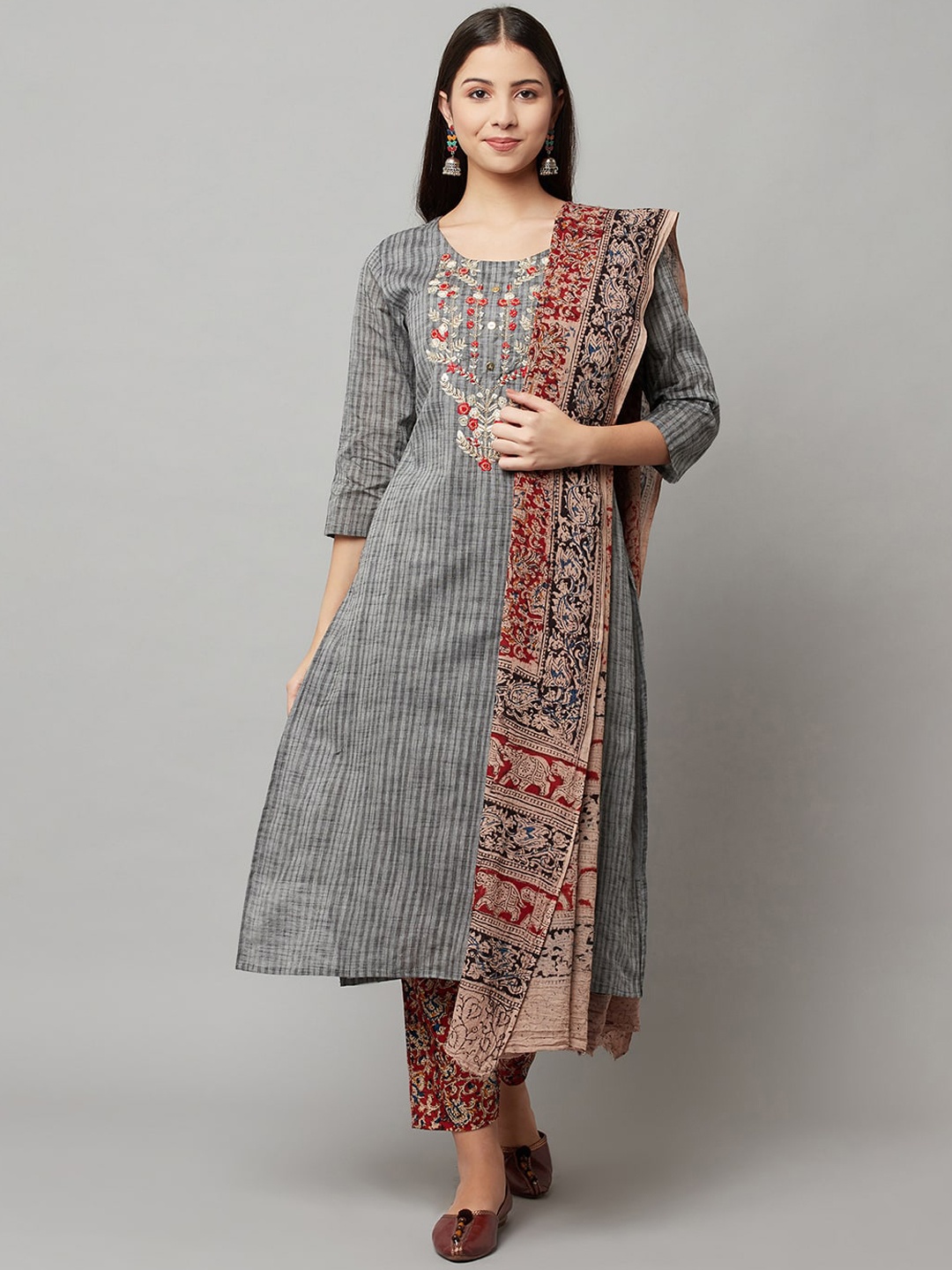 

FLAVIDO Women Grey Panelled Pure Cotton Kurti with Trousers & With Dupatta