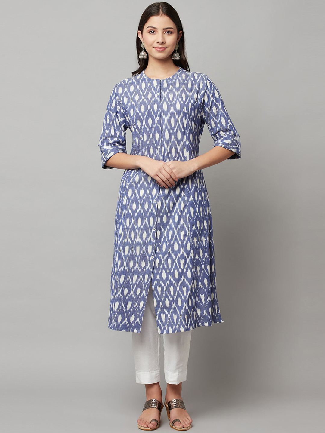 

FLAVIDO Women Blue Printed Handloom Kurta