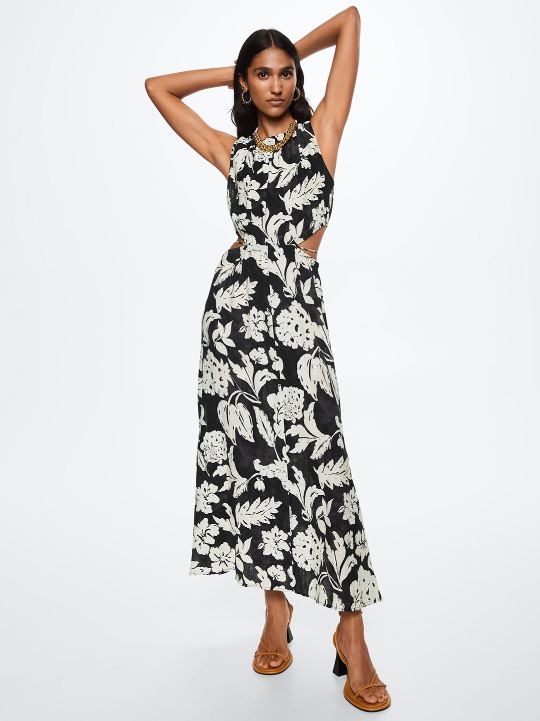 

MANGO Black & Off White Floral Cut-Out Detail Maxi Dress