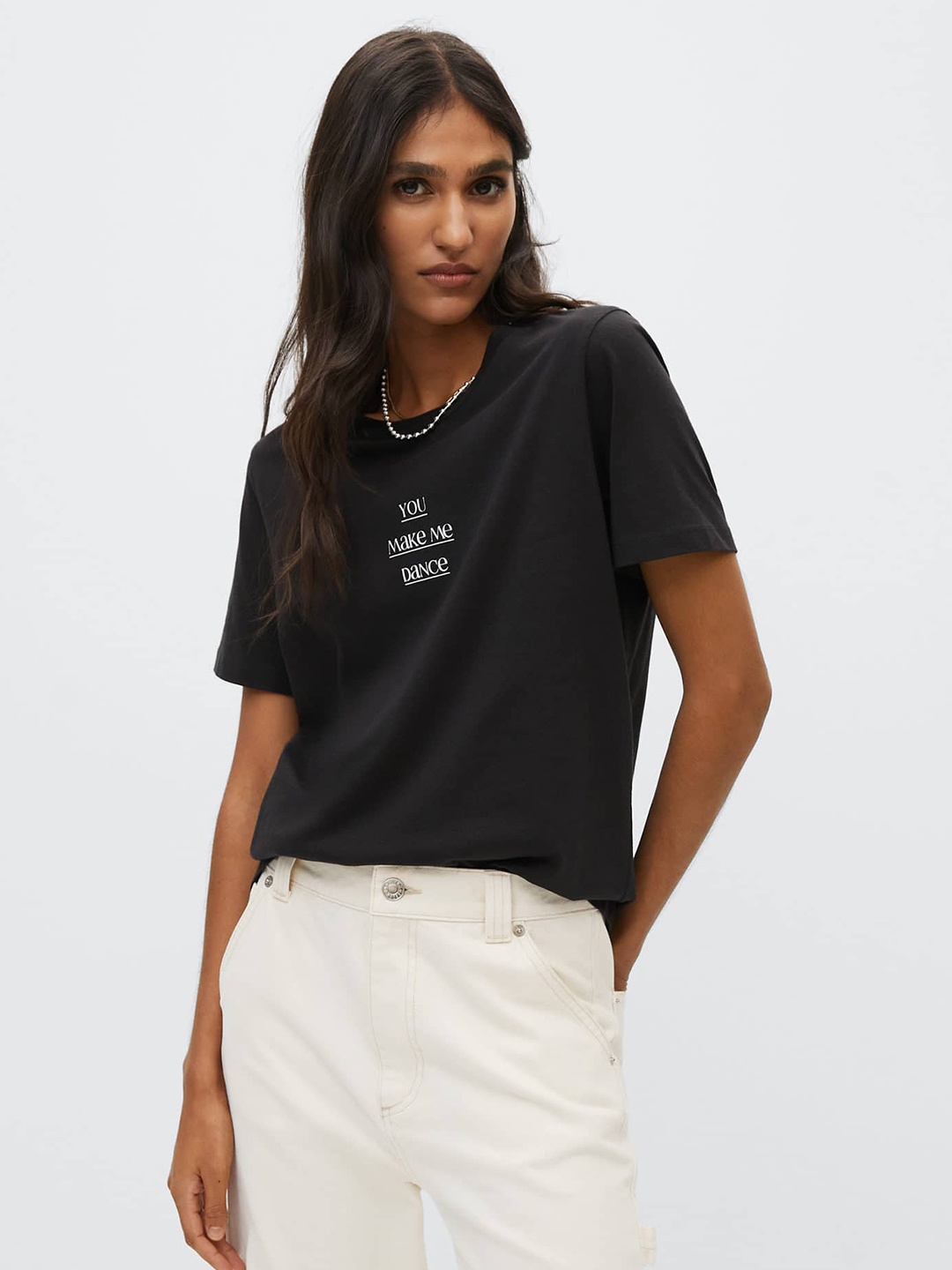

MANGO Women Black Typography Printed Drop-Shoulder Sleeves T-shirt