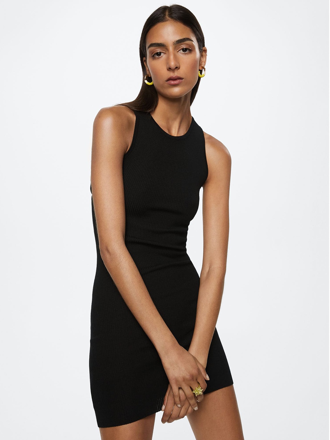 

MANGO Black Solid Ribbed Knitted Bodycon Mini Dress