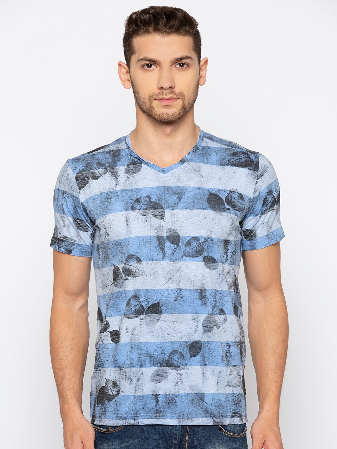 

Status Quo Men Blue Printed V-Neck Slim Fit T-shirt