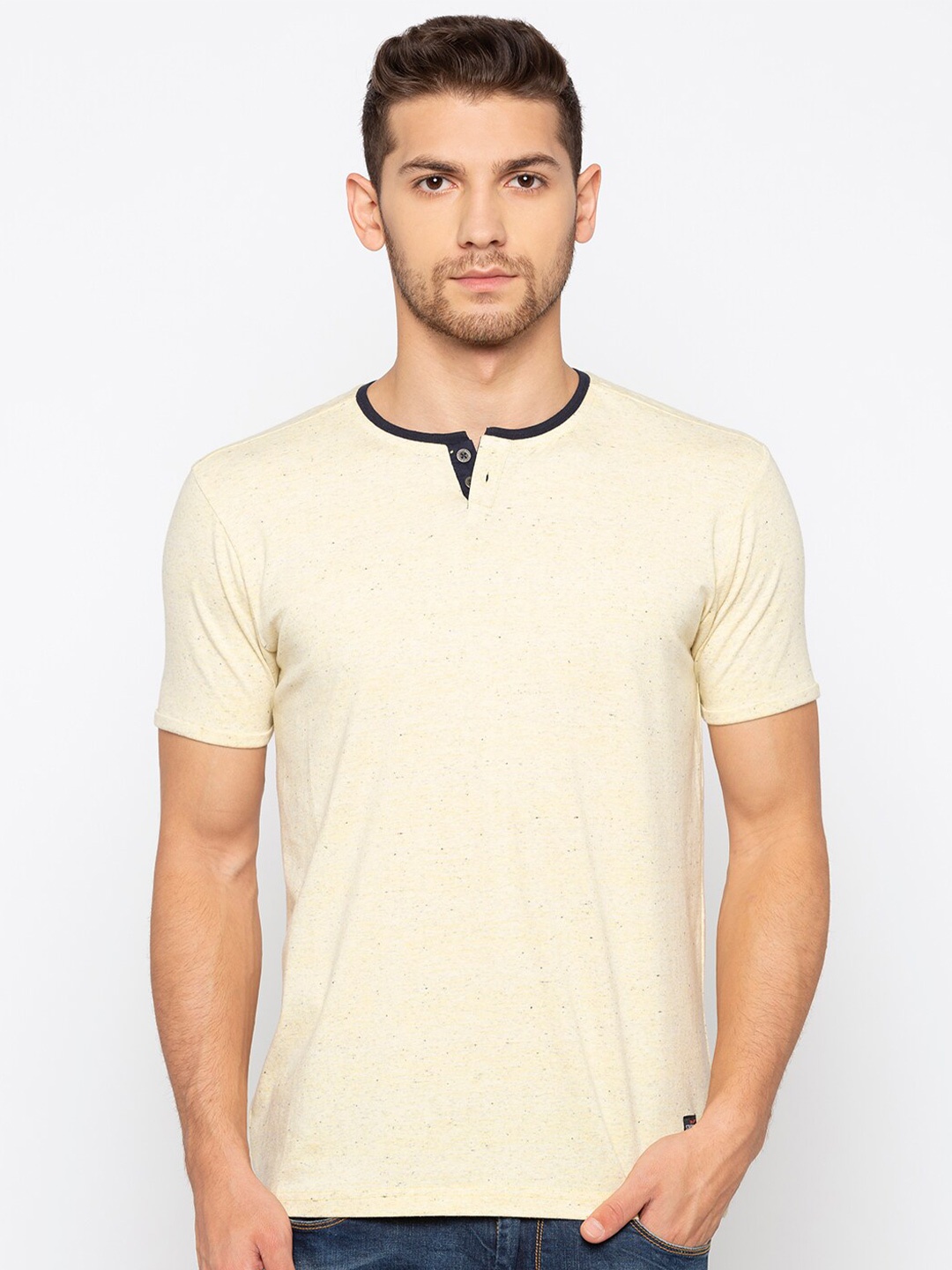 

Status Quo Men Yellow & papaya whip Henley Neck Applique Slim Fit T-shirt