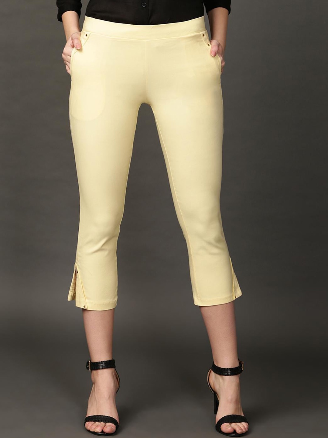 

Lakshita Women Yellow Capris