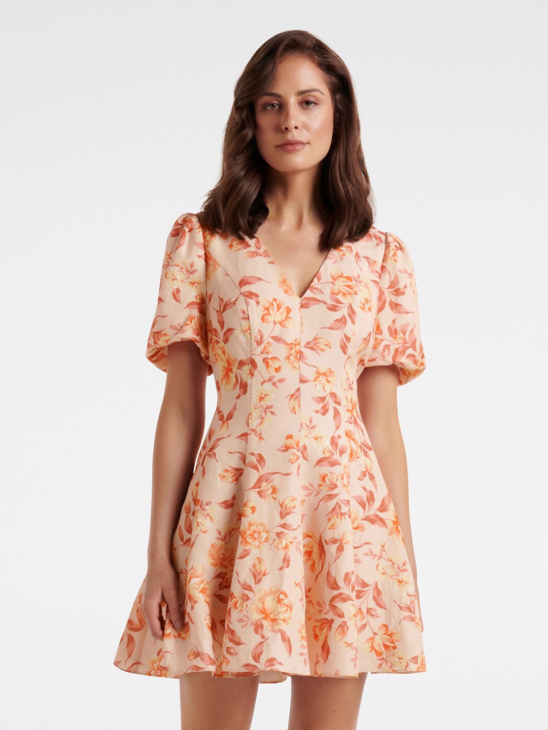 

Forever New Peach-Coloured & novelle peach Floral Linen Dress