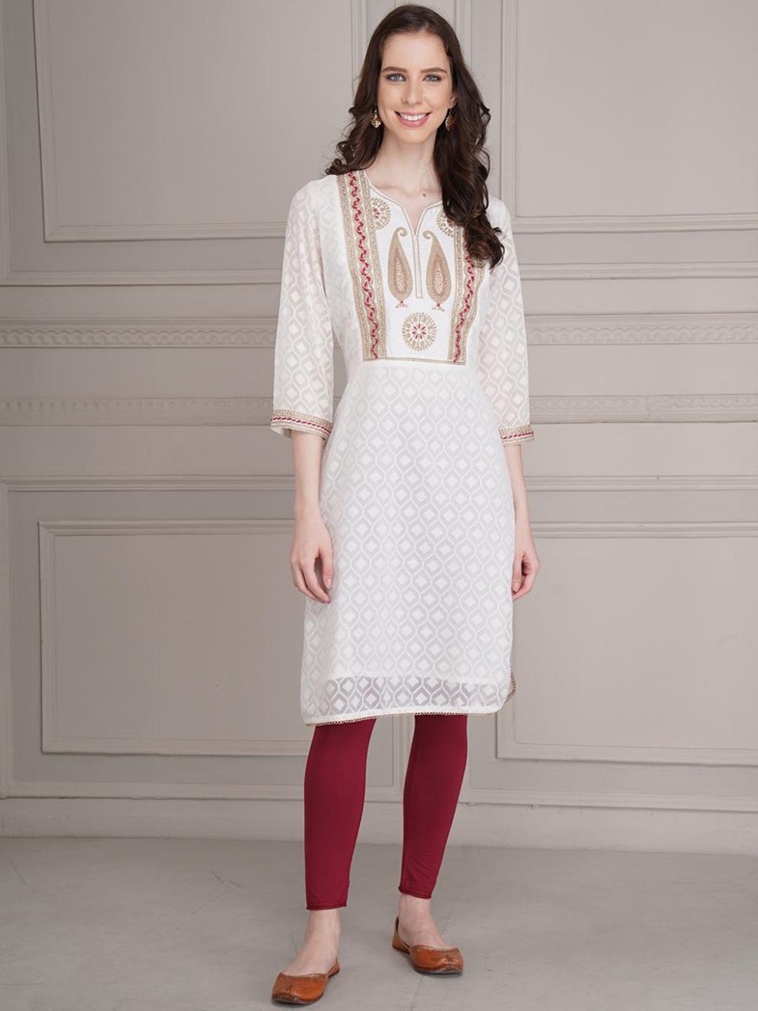 

Lakshita Women White Thread Work Kurta