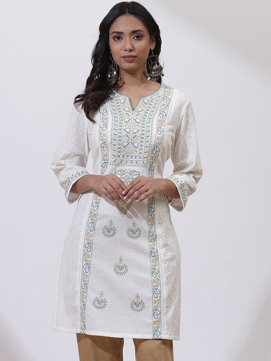 

Lakshita Women Cream-Coloured Embroidered Flared Sleeves Thread Work Kaftan Kurta