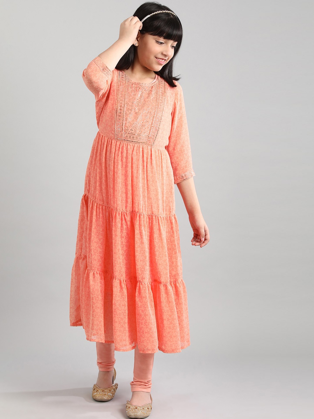 

AURELIA Girls Peach-Coloured Printed Tiered Kurta with Leggings