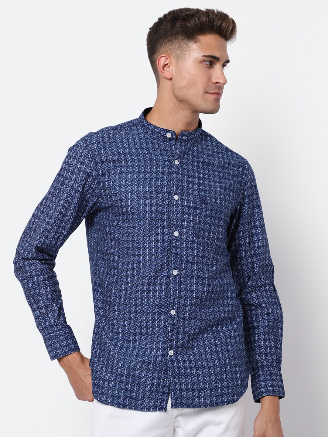 

Cantabil Men Blue Printed Casual Shirt