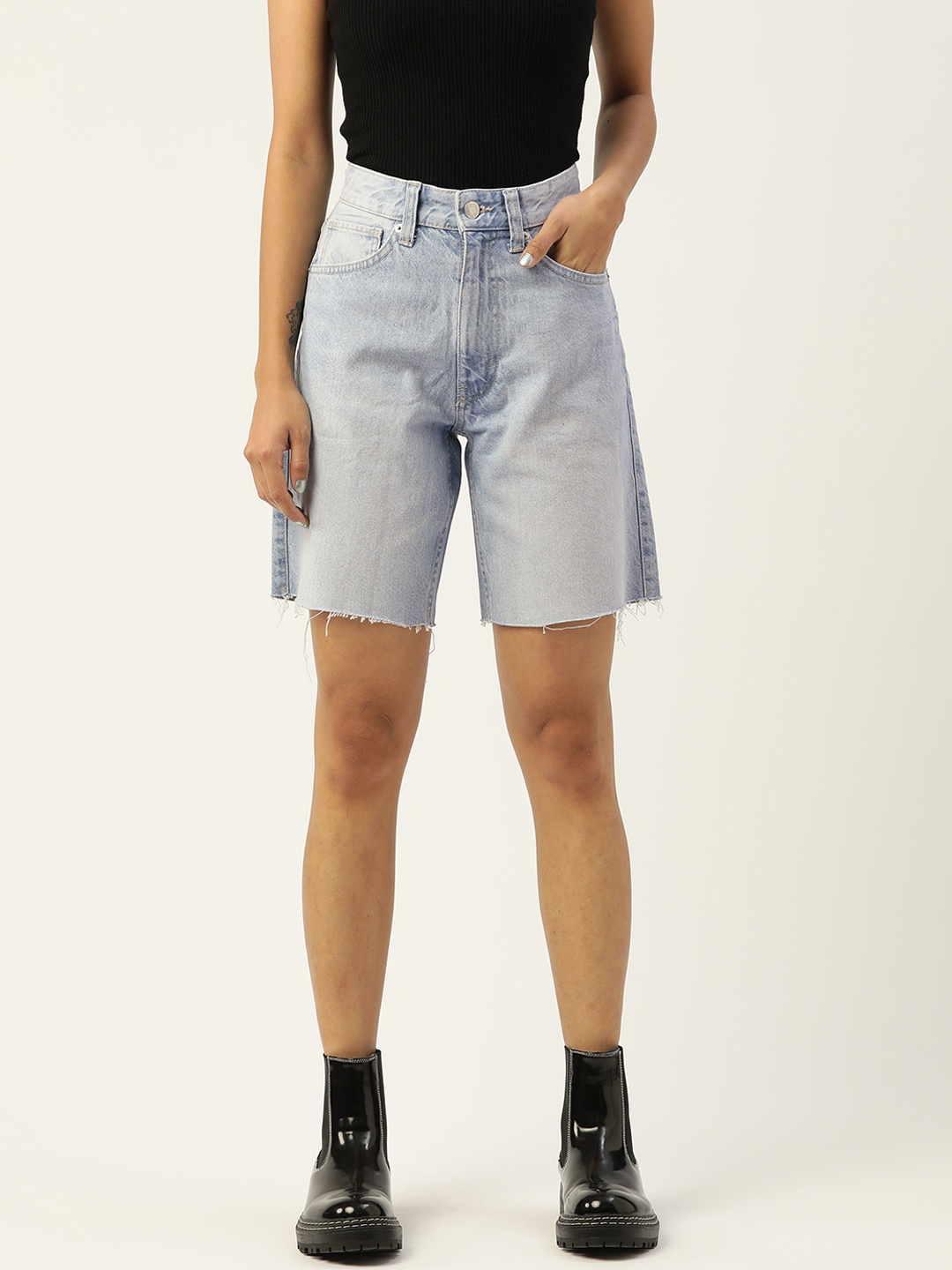 

Malachi Women Blue Washed High-Rise Denim Shorts