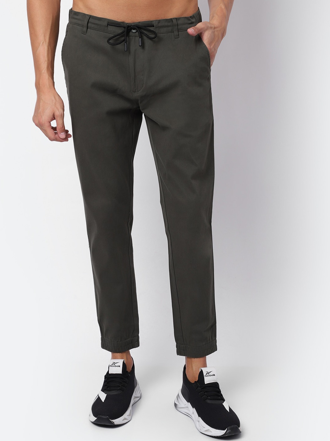 

Cantabil Men Olive Green Solid Cotton Relaxed Fit Joggers