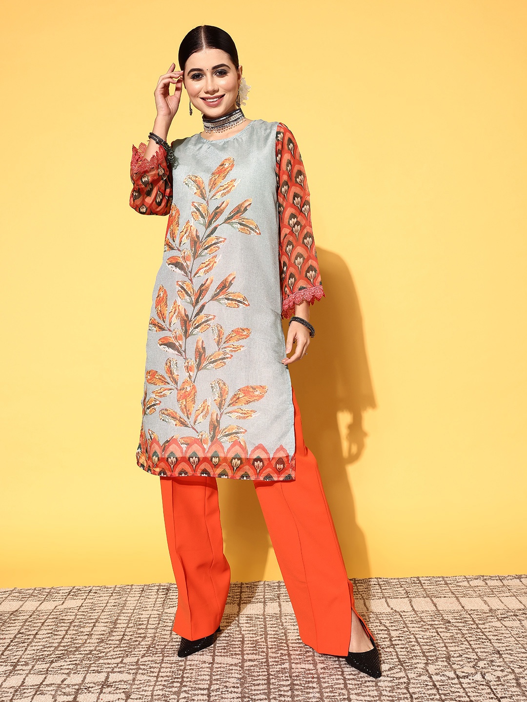 

Tikhi Imli Women Grey Organza Print Parade Flared Sleeves Kurta