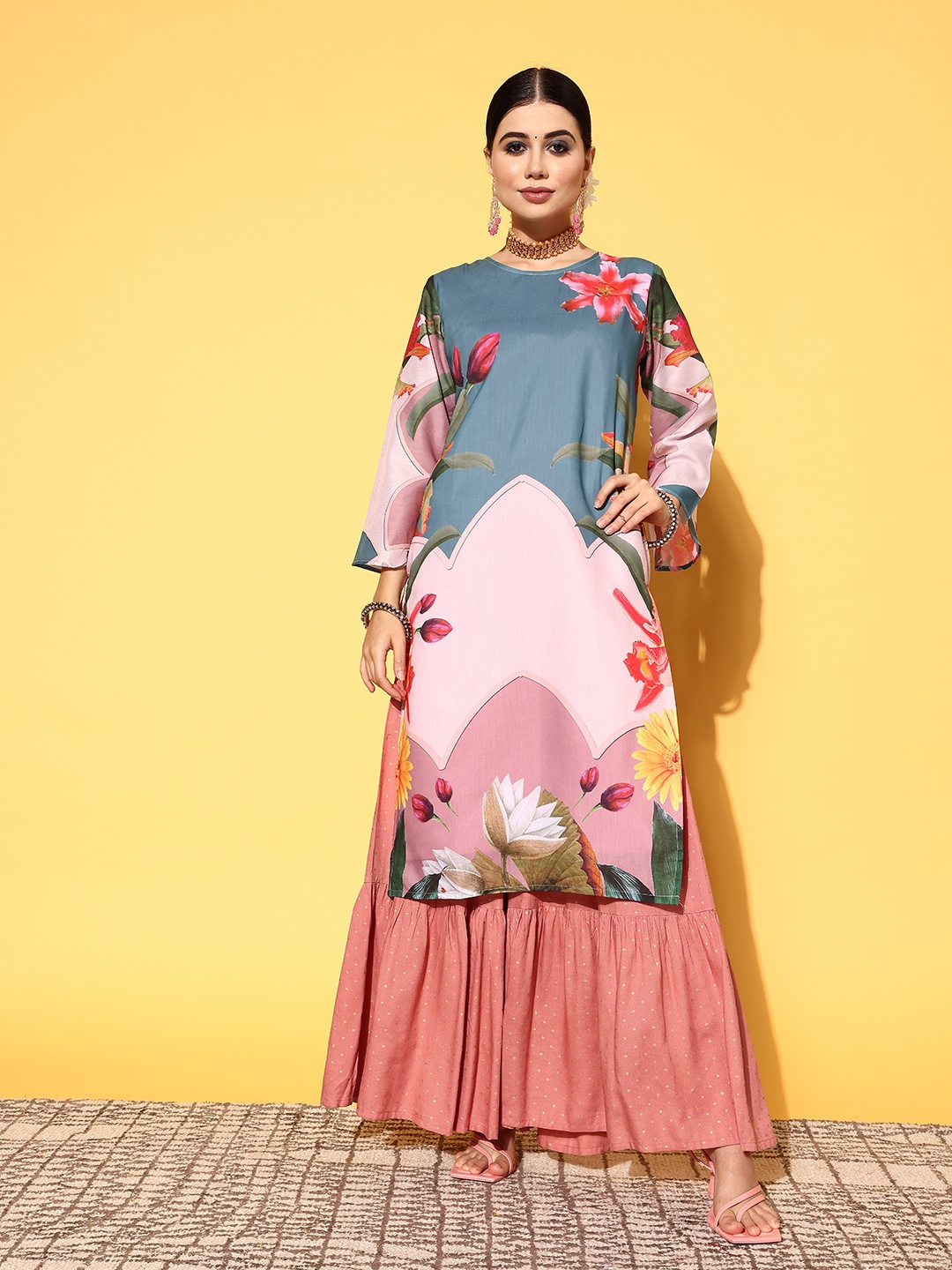 

Tikhi Imli Women Stylish Blue Polyester Print Parade Kurta
