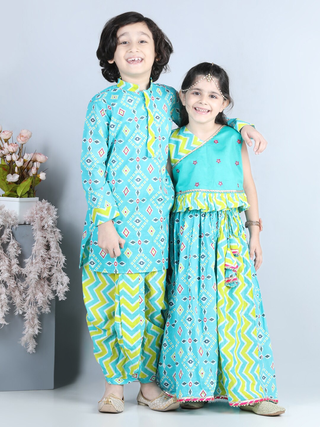 

Here&Now X Kinder Kids Girls Blue & Green Embroidered Ready to Wear Lehenga &