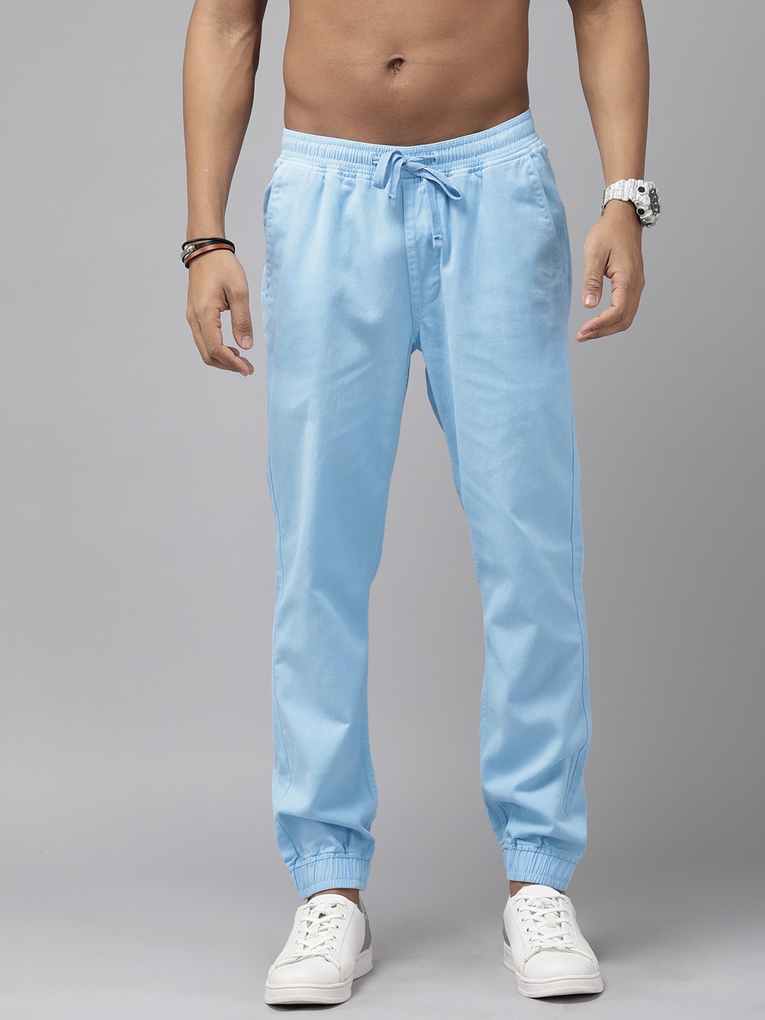 

Roadster Men Blue Solid Slim Fit Cotton Joggers