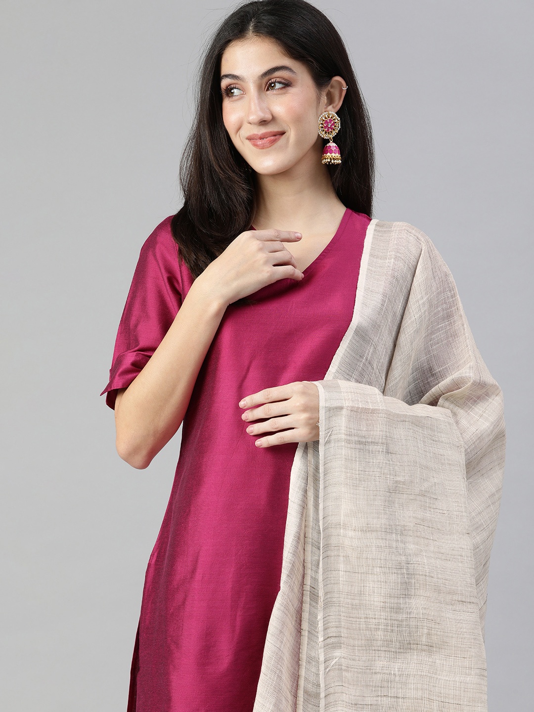 

swatika Off White Striped Bhagalpuri Dupatta