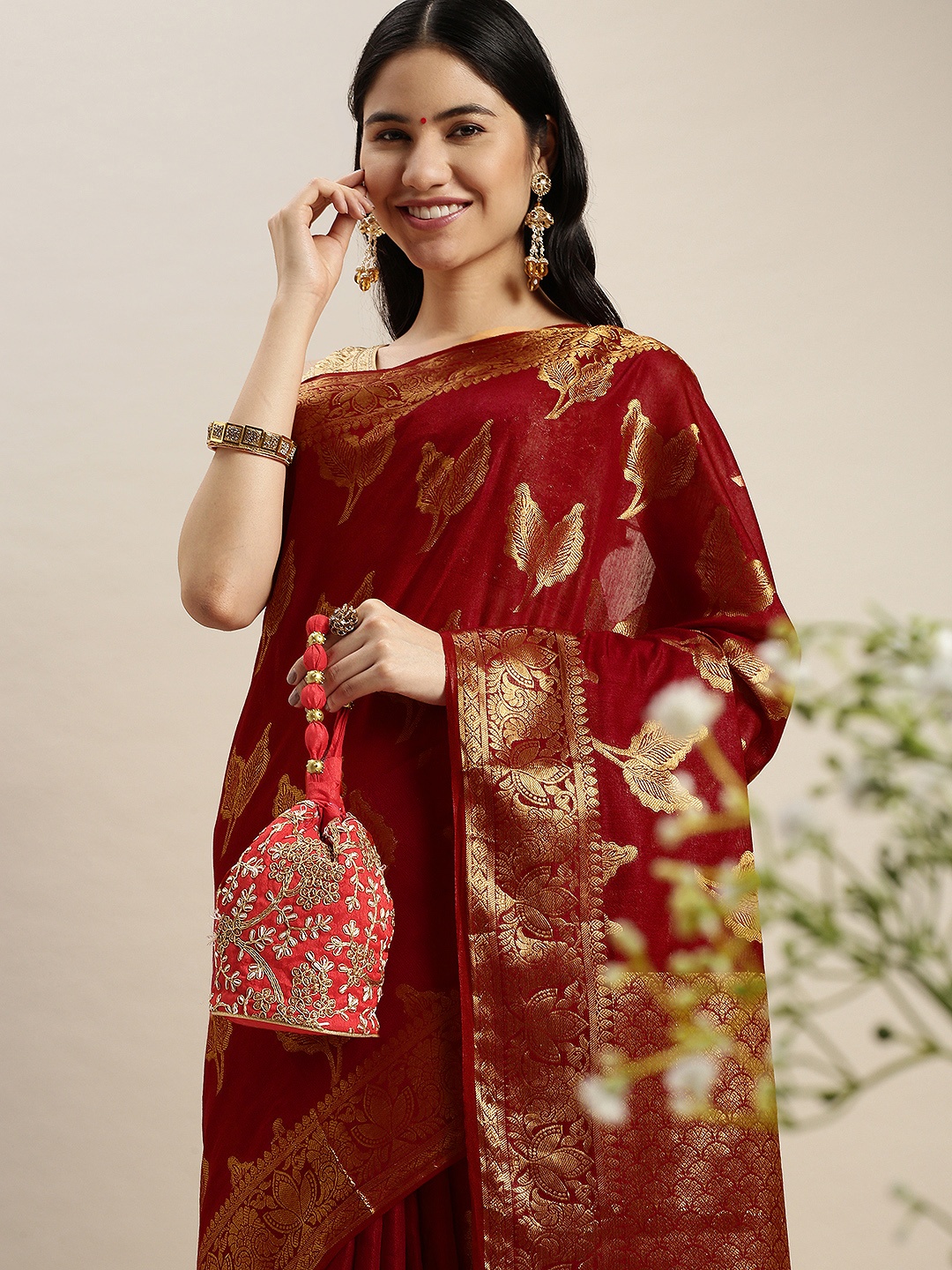 

swatika Red Woven Design Silk Blend Bhagalpuri Saree with Unstitched Blouse Piece