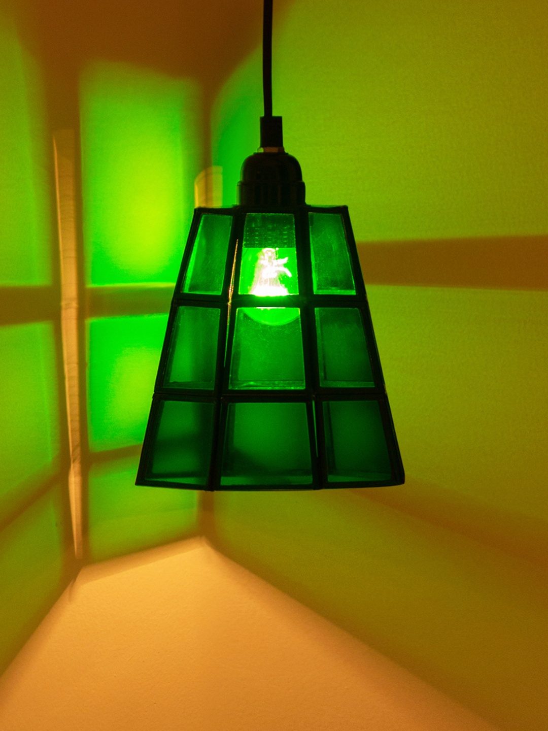

ExclusiveLane Green & Black Handcrafted Conical Hanging Glass Pendant Lamp