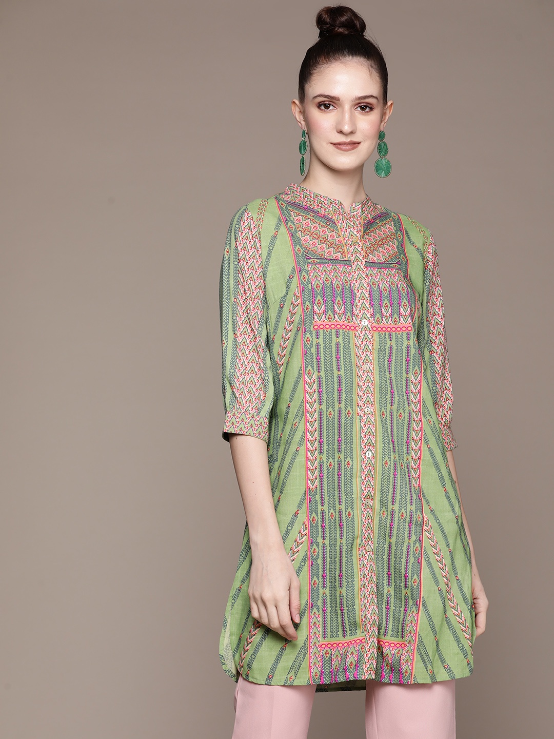

aarke Ritu Kumar Women Green & Pink Ethnic Motifs Printed Kurta