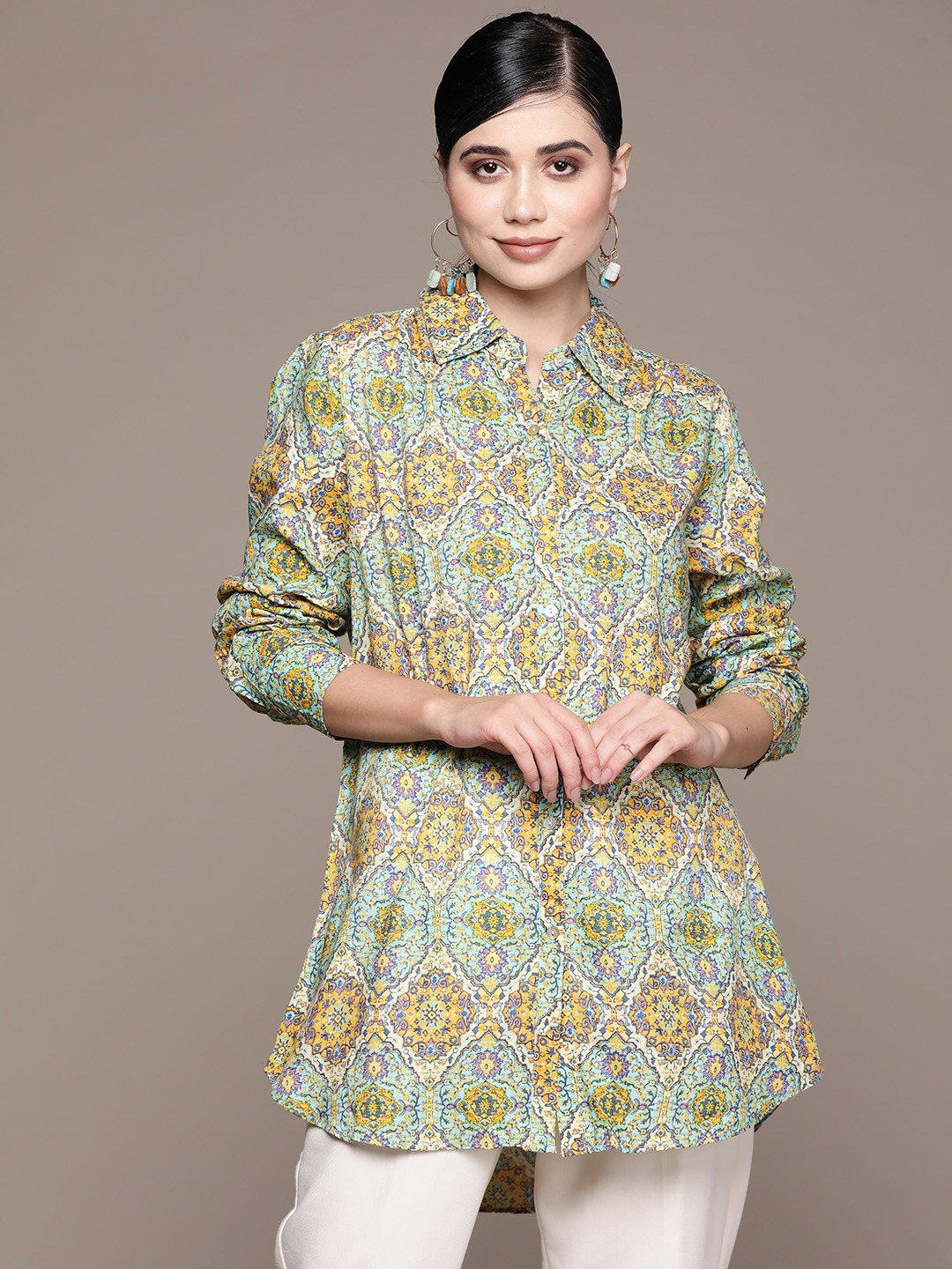 

aarke Ritu Kumar Women Green & Blue Relaxed Printed Casual Shirt