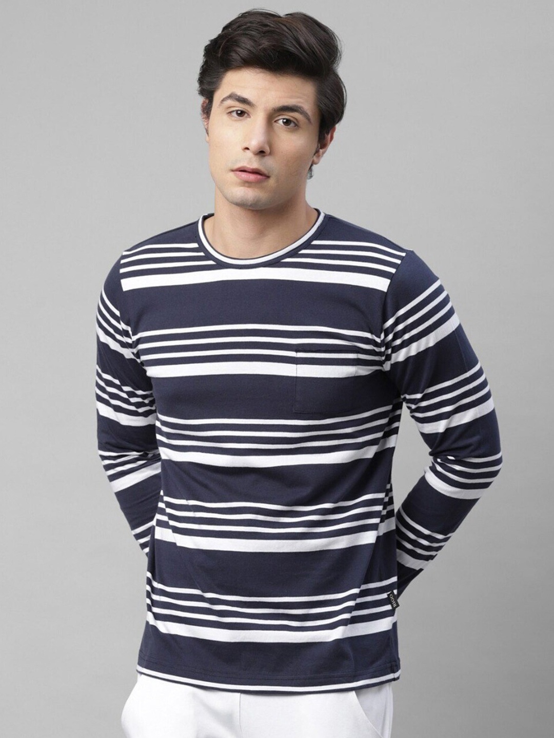 

Rigo Men Navy Blue Striped Slim Fit T-shirt