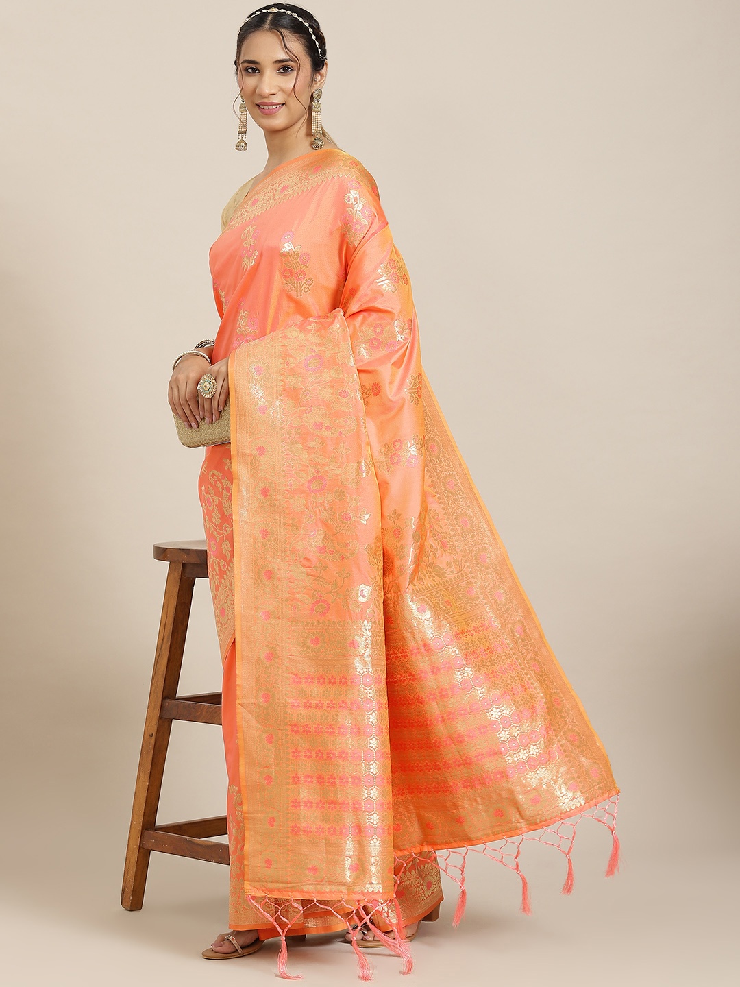 

Havida Sarees Peach-Coloured Ethnic Motifs Zari Silk Blend Banarasi Saree